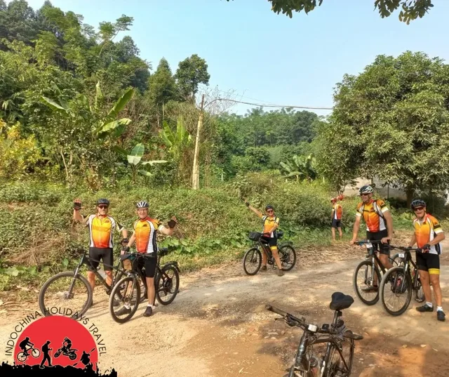 10 Days Rajasthan and Taj Mahal Cycling Tour