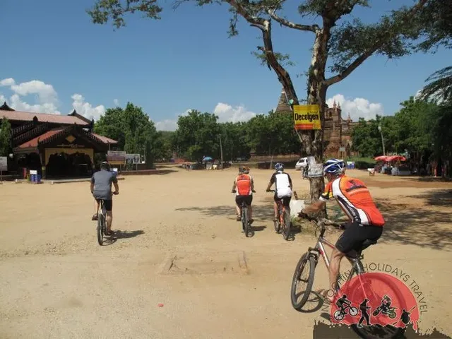 Cycling Tour in Uttaranchal and Uttarakhand - 16 Days 1